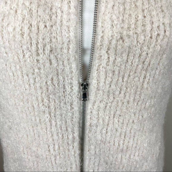 DONATING Versatile GAP vest wool blend sleeveless zipper front warm S stylish - Picture 10 of 14